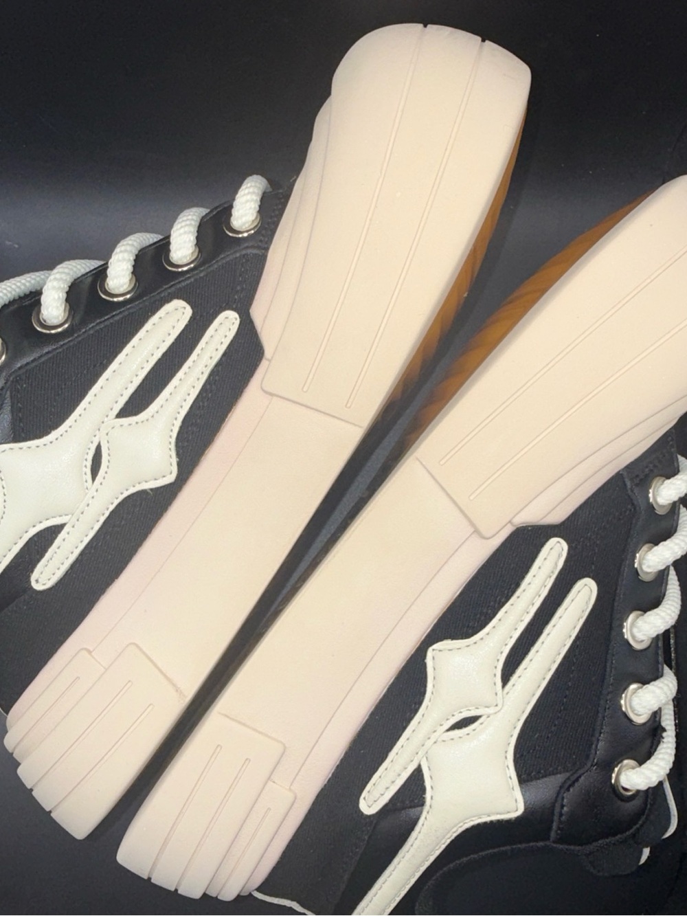 Size 7 - Kill Winner Canvas Smile Life Sneaker, Clean, No Box, Flaws *read* - Picture 7 of 10